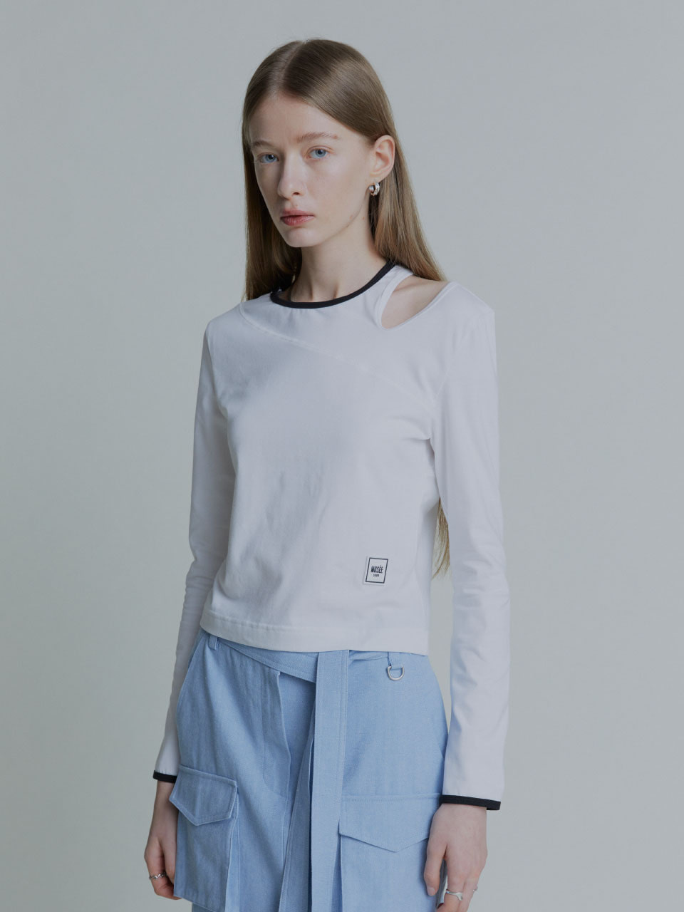 FARVEN Color Point Cut-Out Jersey Crop Top_White