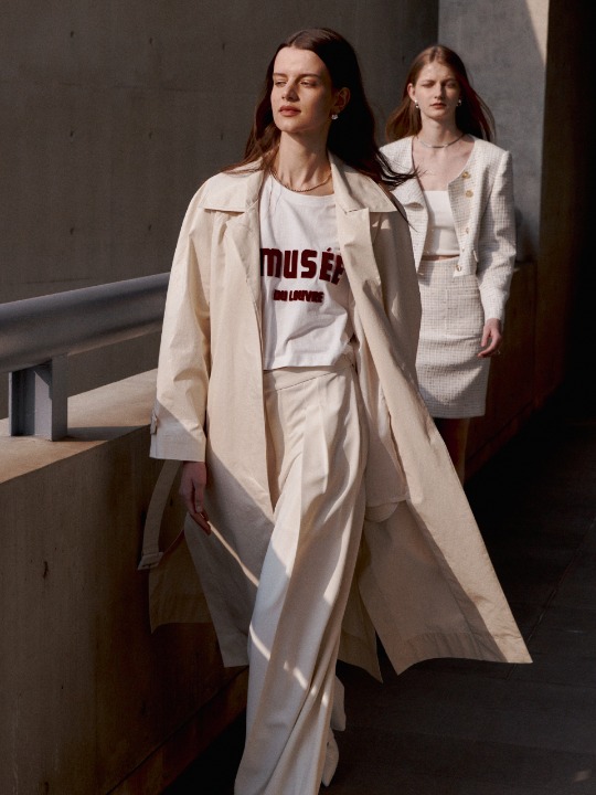 ALEX Coated Cotton Leather like Belted Trench Coat_Ivory
