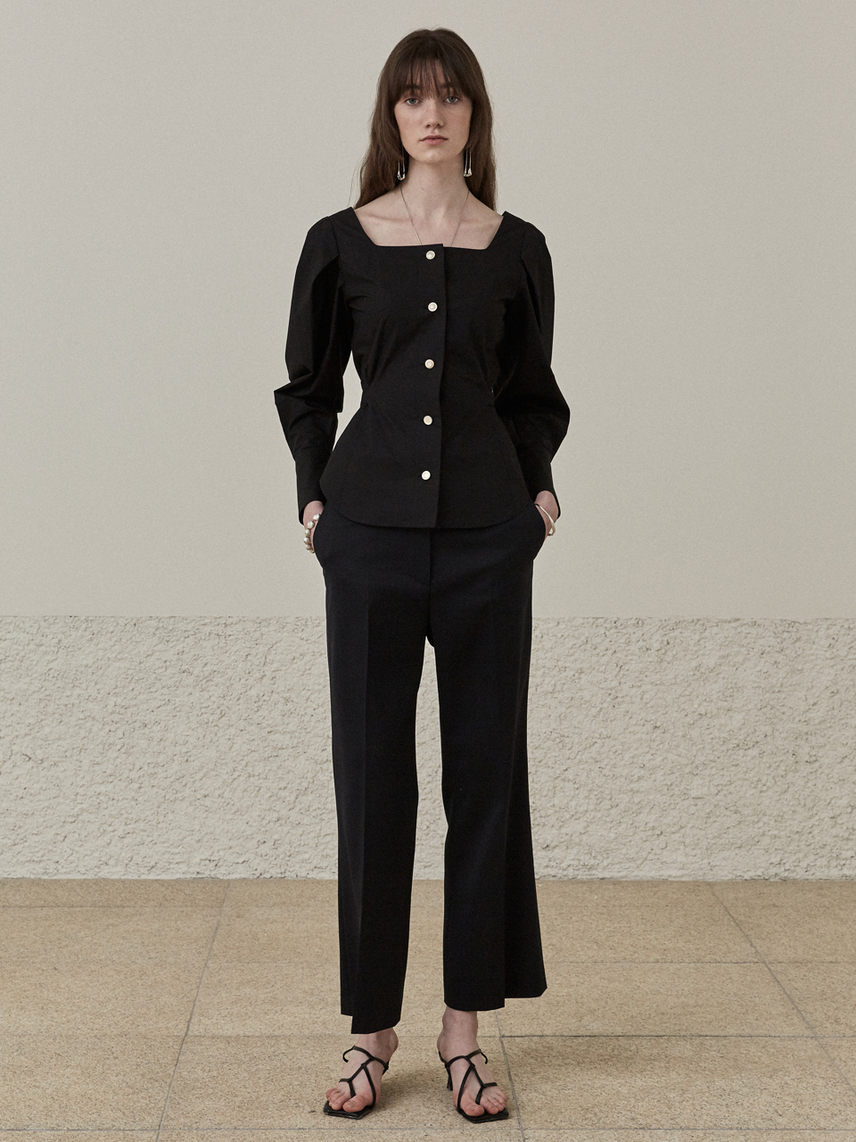 [WOOL 95%] MARTINE Wool Semi-Crop Pants_Black